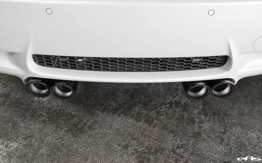 Детали экстерьера BMW M3 Coupe in Mineral White by EAS 2016 года  (фото 3 из 27)